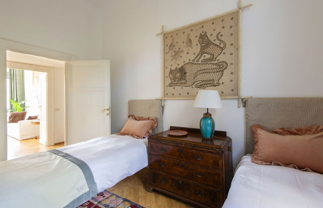 Popolo Square Luxury Two Bedroom Apartment - Foto 2