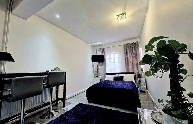 Seaside Escape - Sleeps 4 - Pets Ok - Free Parking - Photo 8