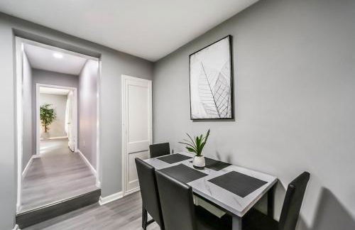 Comfy 5BR Holiday Home with Hot Tub, 10min from NGR Stadium - Foto 27