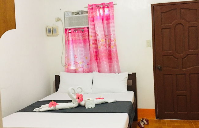 Bebs and Jocel Apartment - Foto 24