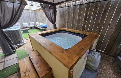 Galleria Comfort 3BR King Bed Private Jacuzzi and Garage - Foto 39