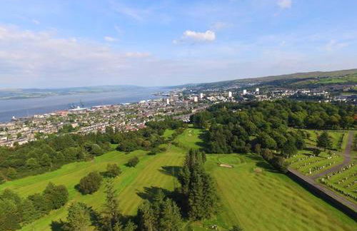 RIVER CLYDE VIEWS - PRIVATE & SPACIOUS APARTMENT - Photo 65