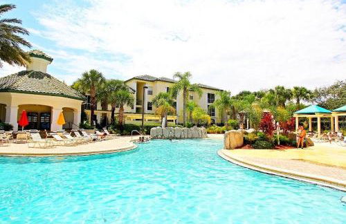2BR2BA Getaway 7 Miles from Orlando Parks - Foto 17