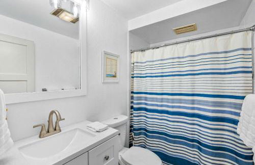 Ground Floor front 2 bed condo at Jacobs Landing - Foto 12