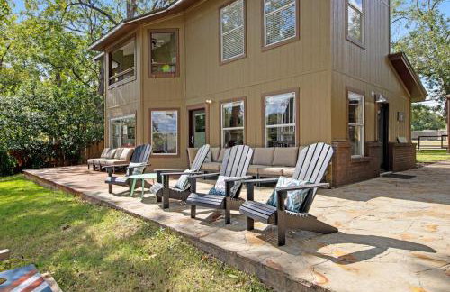Two-Story Waterfront Retreat with Boat Dock, Two Firepits & Two Kayaks - Foto 26