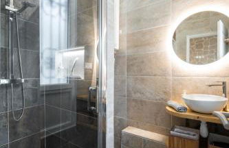 Studio de Charme à Nice - Idéal télétravail - Balcon - Plage à 300m - Foto 11