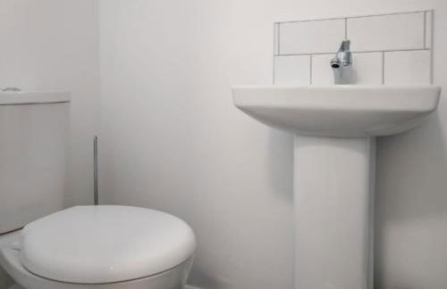 City breaks Corby Double ensuites with tv - Photo 11