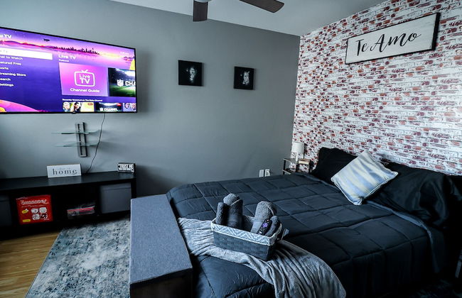 Perfect DTWN Condo with King beds - Foto 33