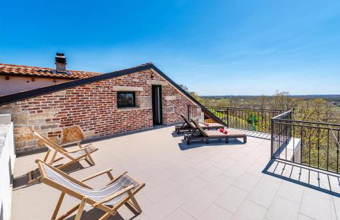 3 Bedroom Cozy Home In Razanac - Foto 2