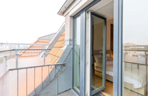 Modern Kudamm Luxury Home with 2 kitches - Foto 33