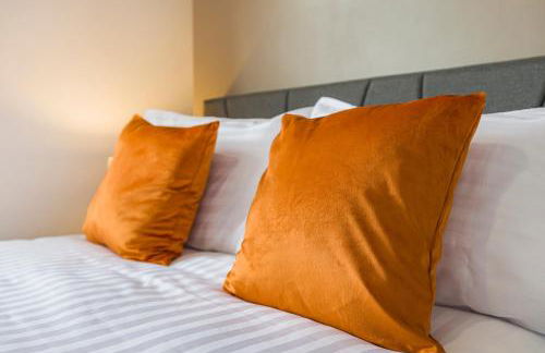 Station Side Sanctuary - 2BR Central Brighton Stay - Foto 9