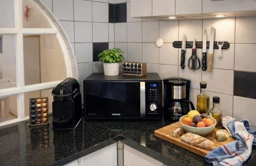 Dreamy Sea View Apartment with Access to Private Pool & Stunning Rooftop - Foto 18