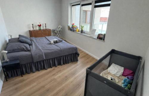 Apartament w Centrum z wanną z hydromasażem - Foto 25