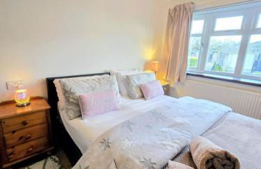 Family & Pet-Friendly house Log Burner & Garden - Foto 8