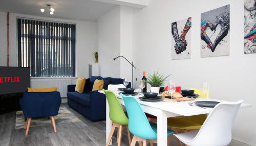 3-Bed Townhouse - Central, Free parking - Foto 3