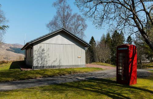 Eagle Lodge with stunning loch and mountain view - Foto 11