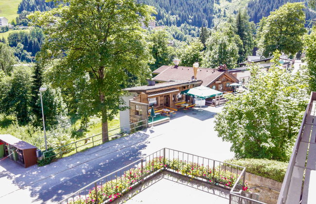 Claudia Top 7 - Foto 6