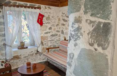 Woodstone House - Photo 31