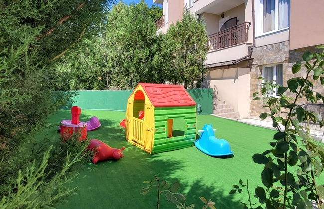 Menada Horizont Sunny Beach Apartments - Photo 11