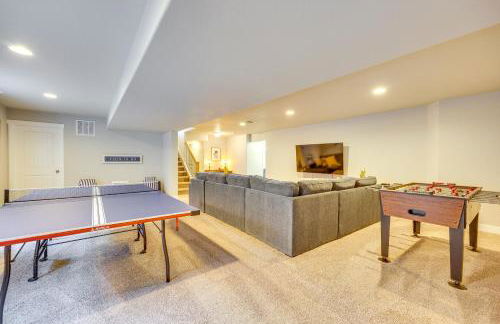 Stunning Peyton Retreat with Game Room, Private Yard - Foto 3
