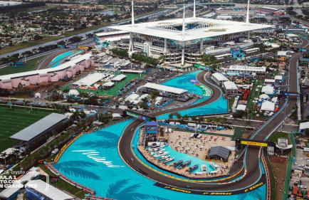 Serene Tiny House Retreat in Japanese Garden - Foto 47