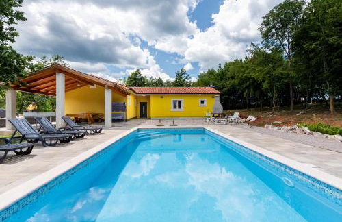 Beautiful villa Eden with pool and jacuzzi immersed in the vegetation - Foto 25