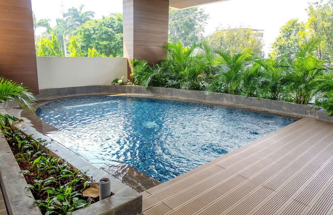 Homey Studio Room at Capitol Suites - Foto 1