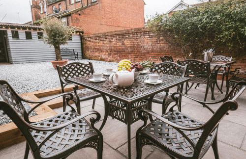 St Michaels Town House - Elegant and Large Holiday Home in the Heart of Gloucester - Foto 45