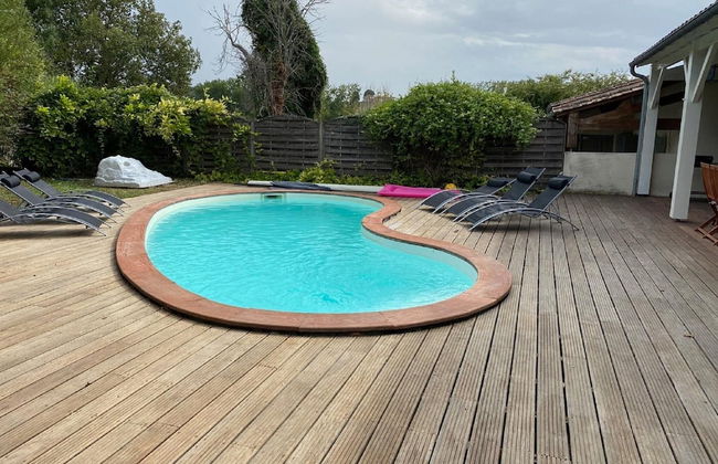 Luxury Villa With Covered Terrace in Chalais - Foto 22