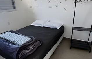 Apartamento completo, com vaga, varanda e piscina - Foto 9