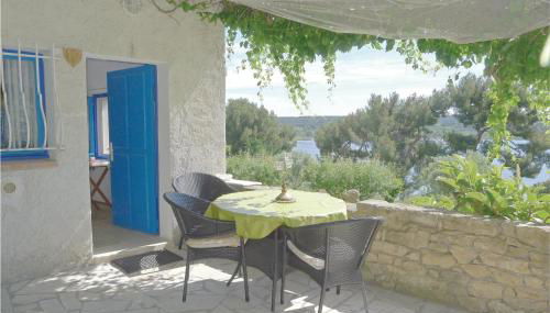 Stunning Apartment In Istres With Wifi - Foto 3