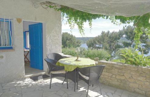 Stunning Apartment In Istres With Wifi - Foto 3