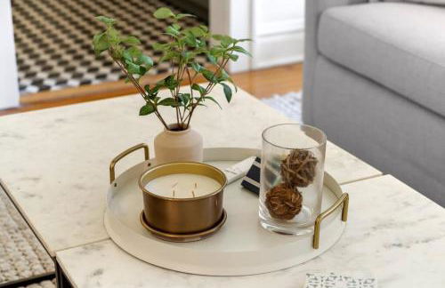 The Adaline #3 - Upscale Hyde Park Apt, First Floor - Foto 7