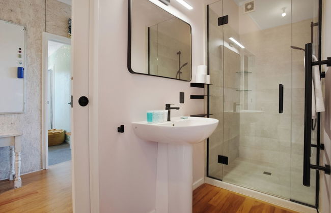 Artist's Colourful Casa with Spa Pool - Foto 34