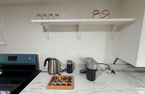 Entire 4 bedroom familyfriendly basement apartment, MetroWalk - Foto 6