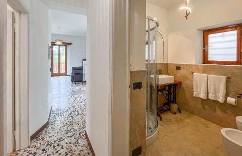 Beautiful Home In Bibbiena With Wifi - Foto 23