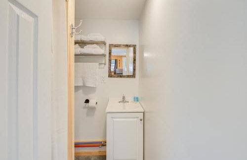 Cozy Brownville Cabin 2 Mi to Schoodic Lake! - Foto 18