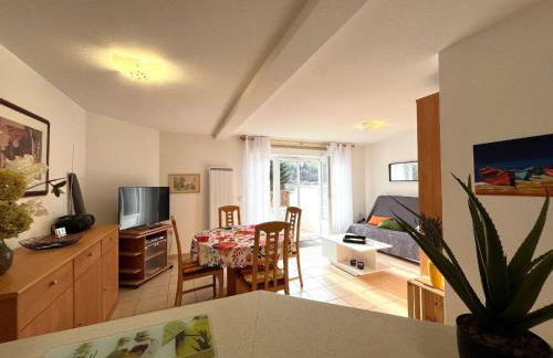 Agréable T2 à La Bourboule, Terrasse Sud, WiFi, Parking - FR-1-608-298 - Foto 4