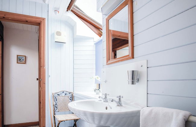 The Loft - 1 Bedroom Apartment - Photo 27