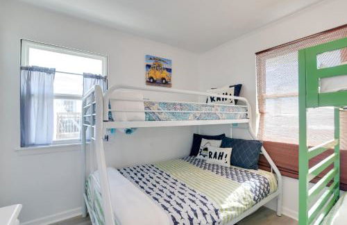 Oceanfront Home with Deck and Views in Galveston! - Foto 14