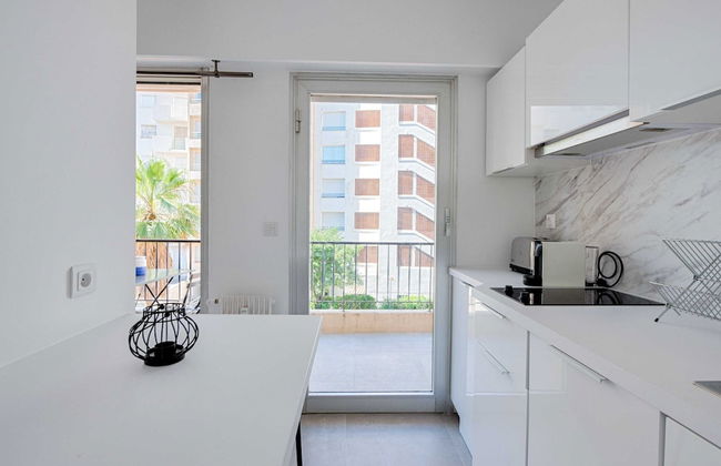 Beautiful Flat With Balcony - 200m From the Beach - Foto 4