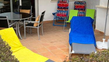 Casa Del Pequeno Tonelero & Casa Del Gran Tonelero - by El Tonelero Ltd - Foto 4, sunbed, Garden view