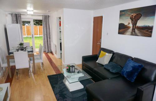 The Oasis - For Contractors and Individuals - Foto 10