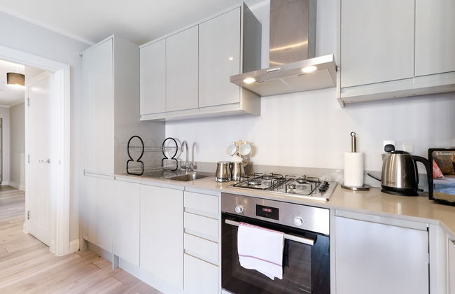 2 Bdrm Penthouse with parking Wycombe - Foto 59