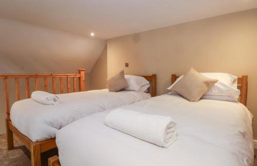 Meadow Manor And Spa - Photo 70