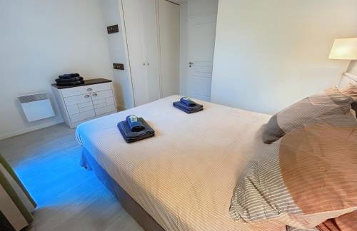 Cottage avec Parking gratuit - piscine et jeux - Foto 37