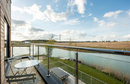 Woodsford WI22 Silverlake Dorset. Lake access. - Photo 16