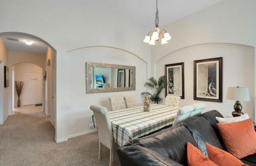 Beautiful 4 Bedroom 3 Bathroom pool & spa Villa villa - Foto 6