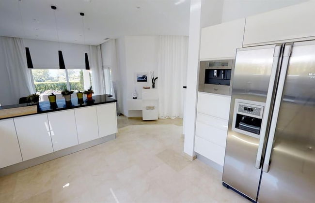 Exquisite Villa Near Beach - Heated Pool - Foto 10