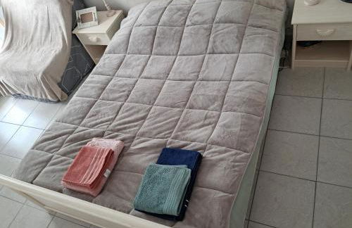 Aux Mouettes les pieds dans l'eau accès direct à la place 5 personnes - Foto 39